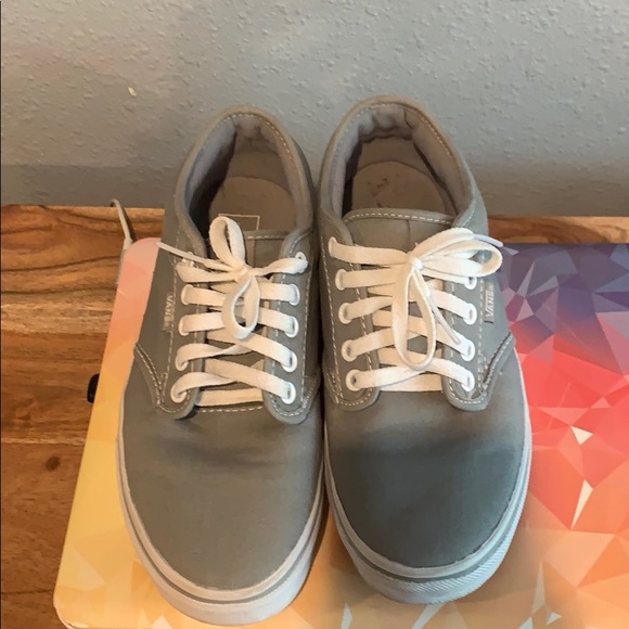 Size 8.5 women’s grey vans - Picture 3 of 6